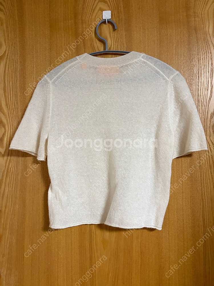 [게스트 인 레지던스] 크롭 캐시미어 니트--1