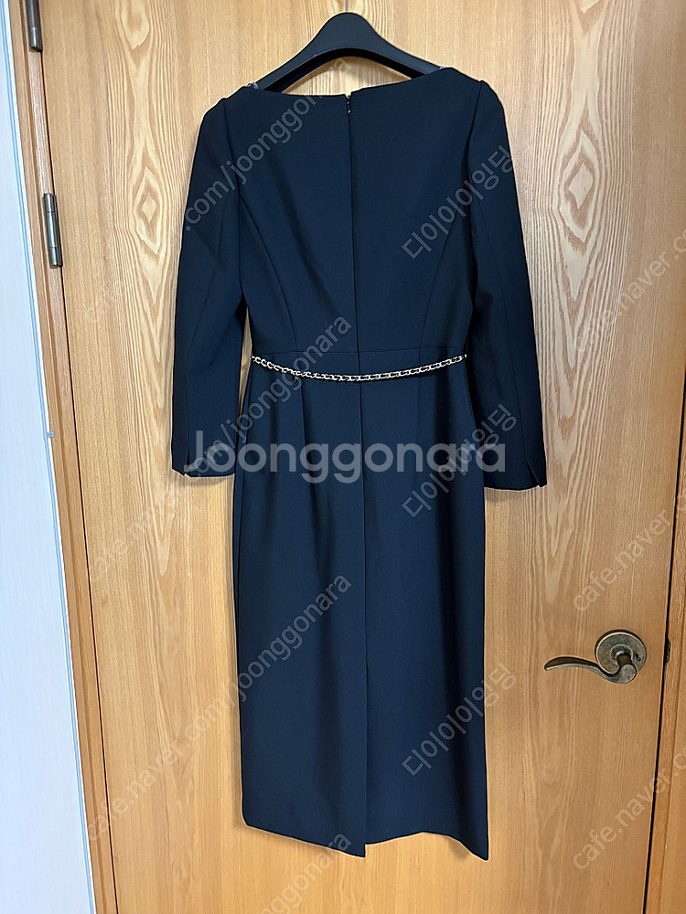 [잇미샤] 체인 벨트 h라인 원피스--1