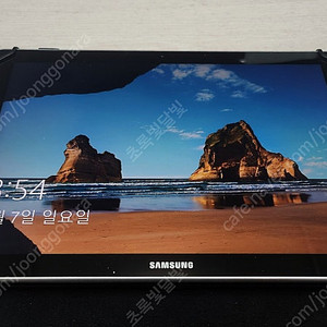 윈도우 태블릿 삼성 갤럭시북 10.6 SM-W620 팝니다.