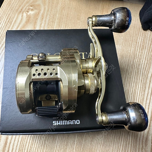 시마노 21캘커타 콘퀘스트 200 금콩 베이트릴 팝니다(리브레 튜닝)