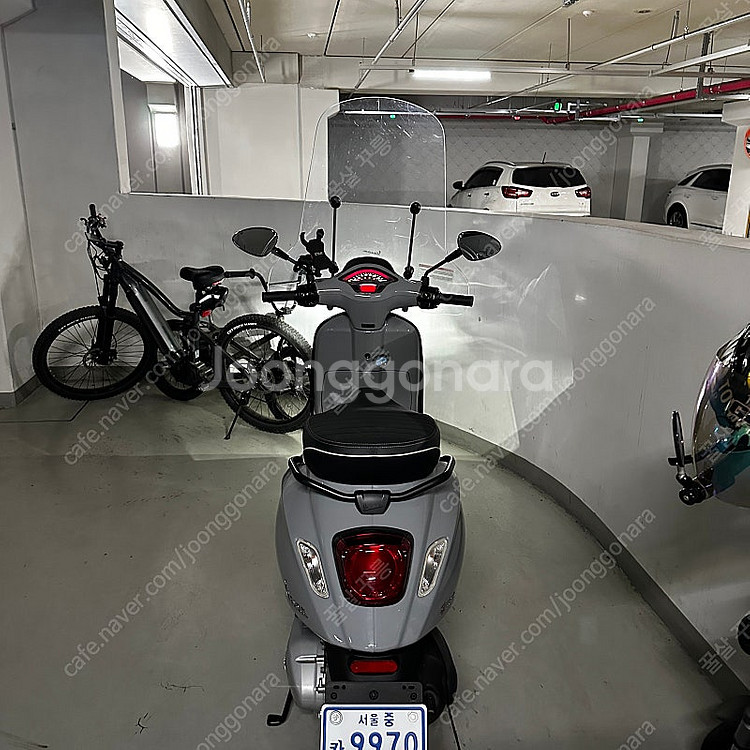 베스파 스프린트s 아비오그레이 125--1