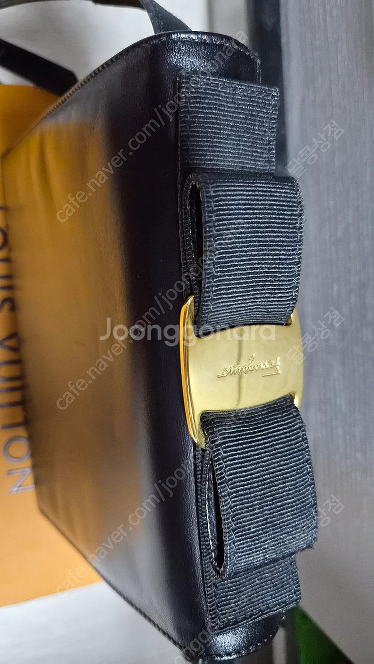 페레가모 바라보우 리본가방/정품--4