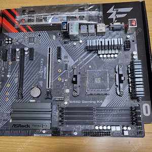 asrock b450 gaming k4 fatality 보드 판매합니다.