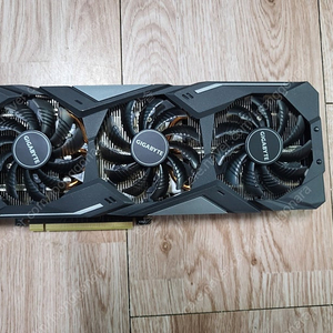 기가바이트 gtx1660 6기가 3팬 그래픽카드 판매합니다.