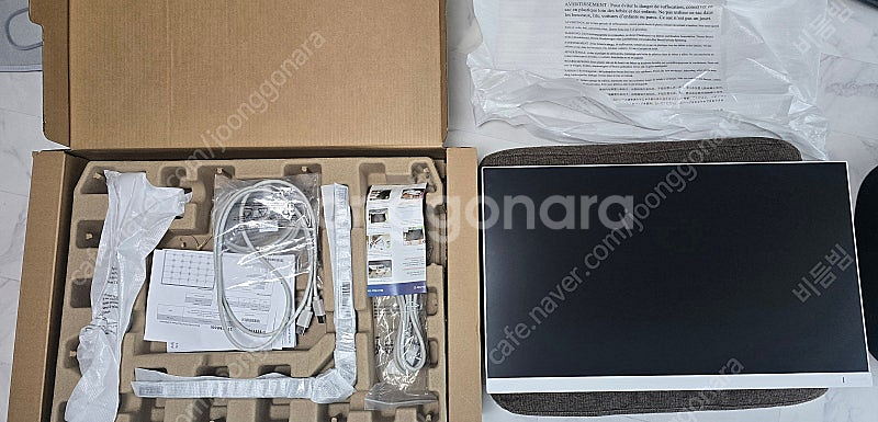 에브니아 27인치 QHD모니터 27M2N5501 2개--1