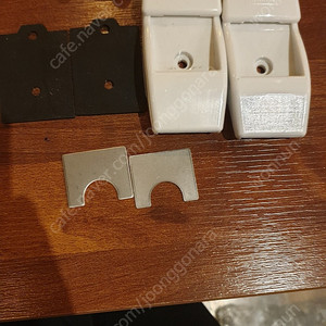 캠핑카 피아마어닝 차량 지지대