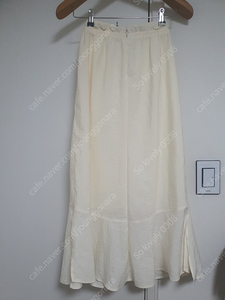 한섬 타임 스커트 새상품 이미지