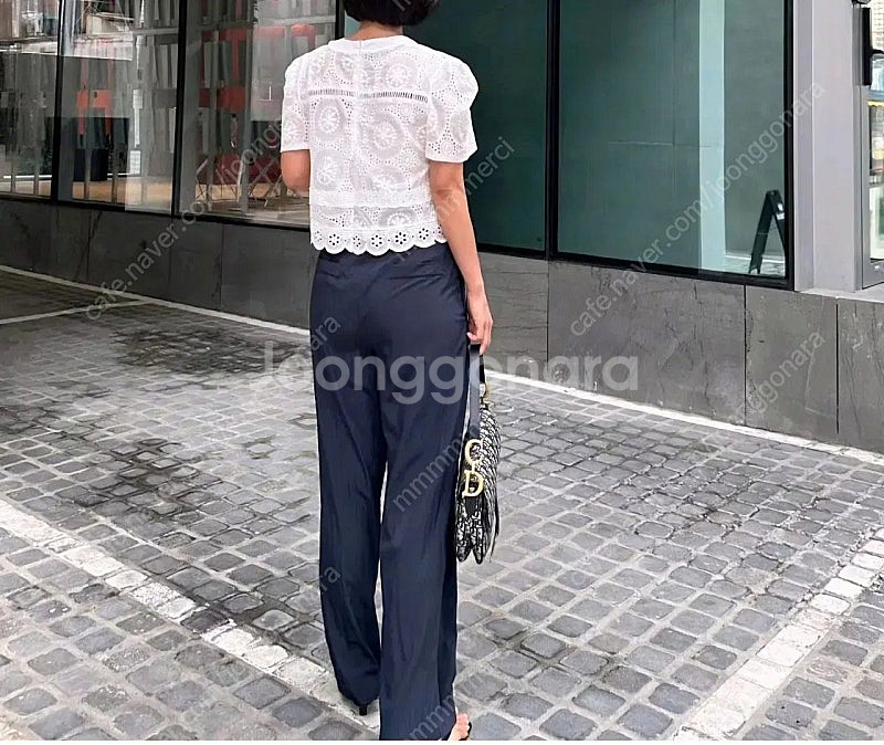 더브리 스퀘어 레이스 블라우스 - 화이트,블랙--2