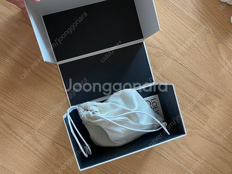 로에베 코끼리 동전지갑 키링 새상품 정품 팔아요--1