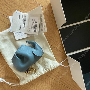 로에베 코끼리 동전지갑 키링 새상품 정품 팔아요