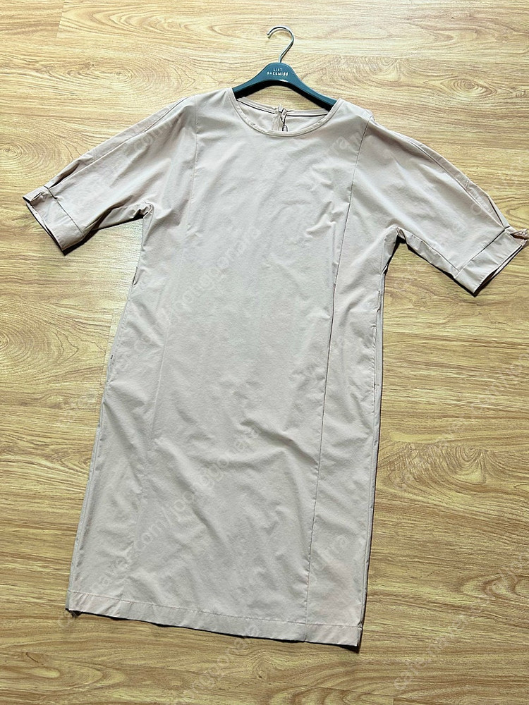 리스트 심플 벨티드 원피스 인디핑크 색상 운포 1.5 (새상품)--1