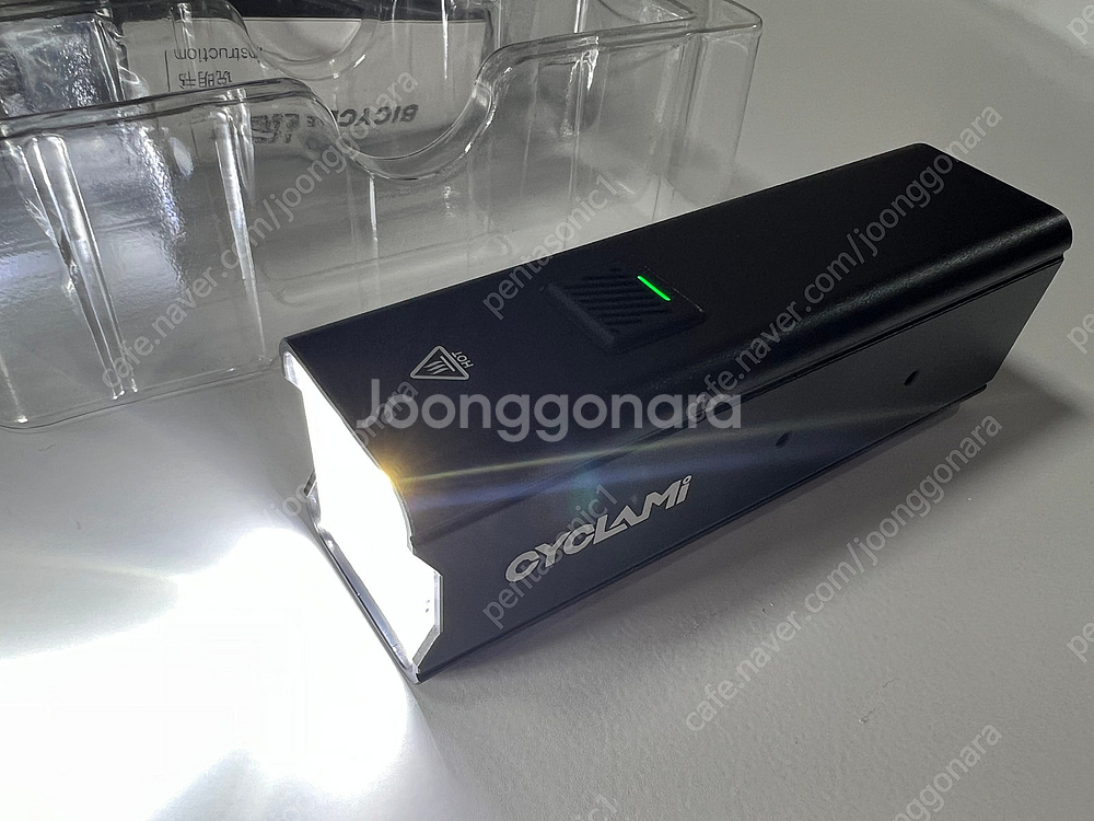 리얼 1000루멘 자전거 후레쉬 라이트 C타입(가민 고프로 브라켓 포함)--3