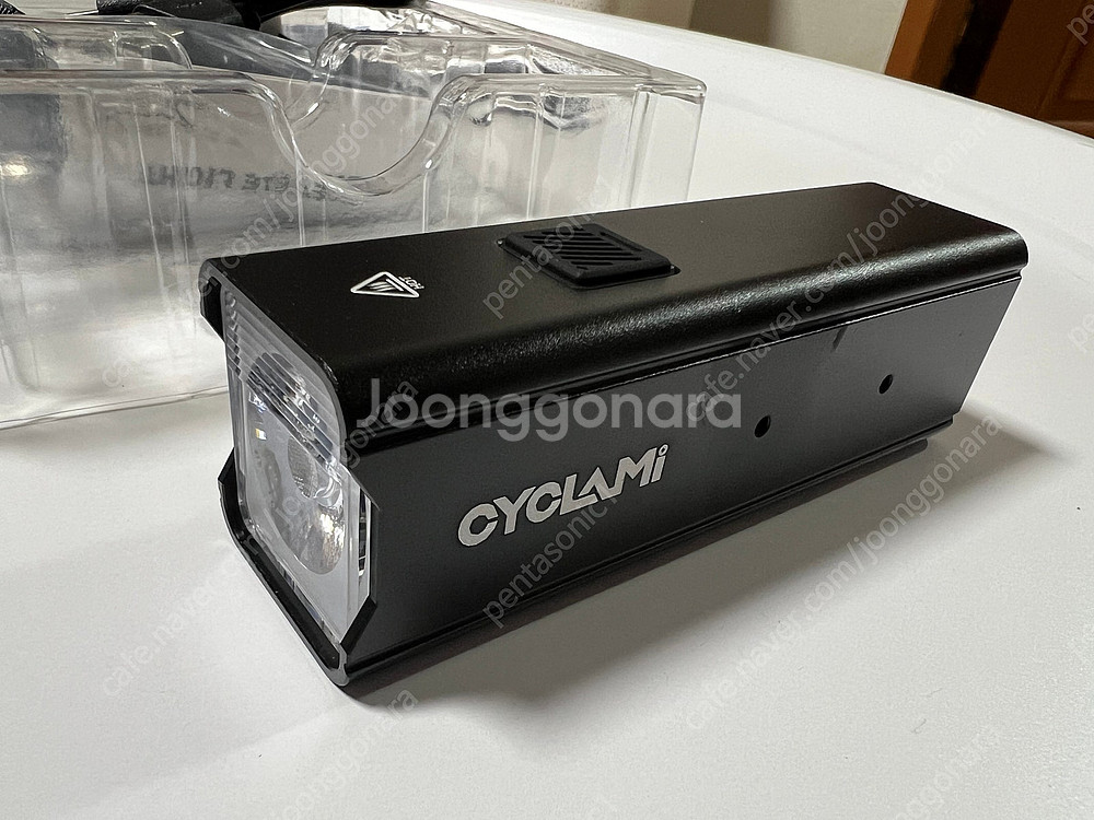 리얼 1000루멘 자전거 후레쉬 라이트 C타입(가민 고프로 브라켓 포함)--7