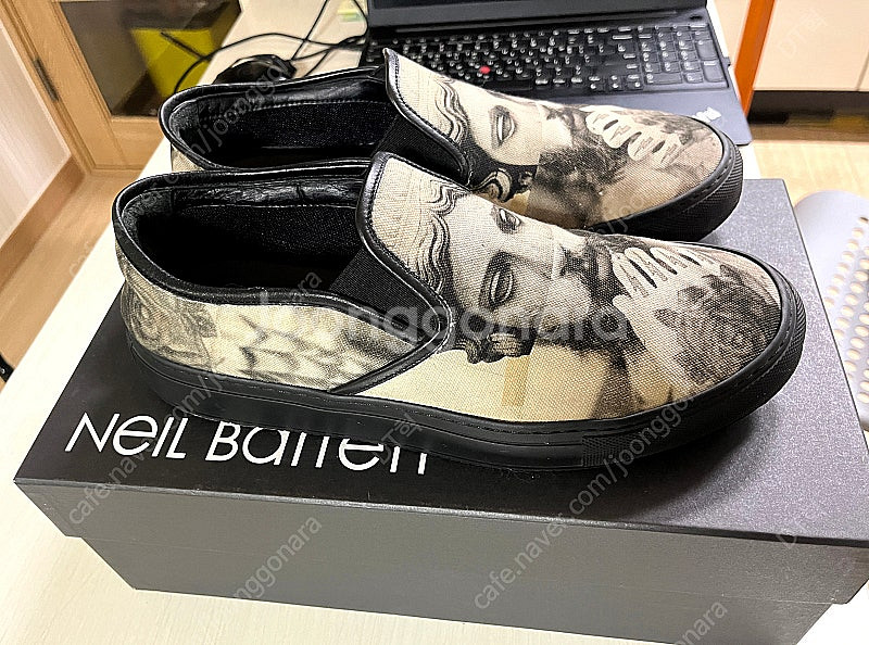 닐바렛 타투 석고상 슬립온 스니커즈 41사이즈--3