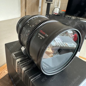 시루이 아나모픽 35mm 1.6x 2.9T 렌즈 판매합니다.