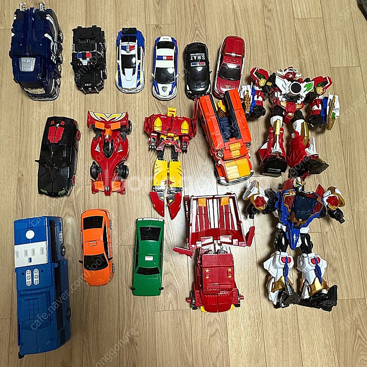 택포 헬로카봇 카봇 변신로봇 일괄 장난감 16종--0