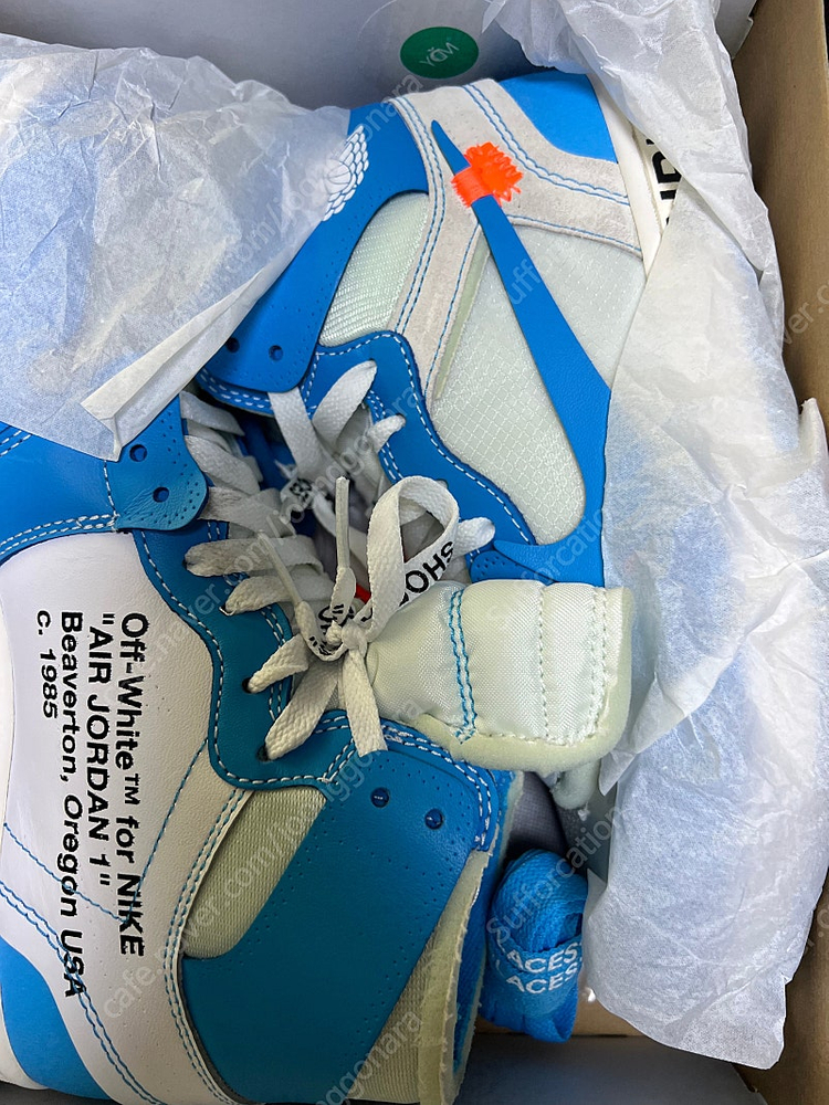 오프화이트 조던 1 UNC 260 사이즈 이미지