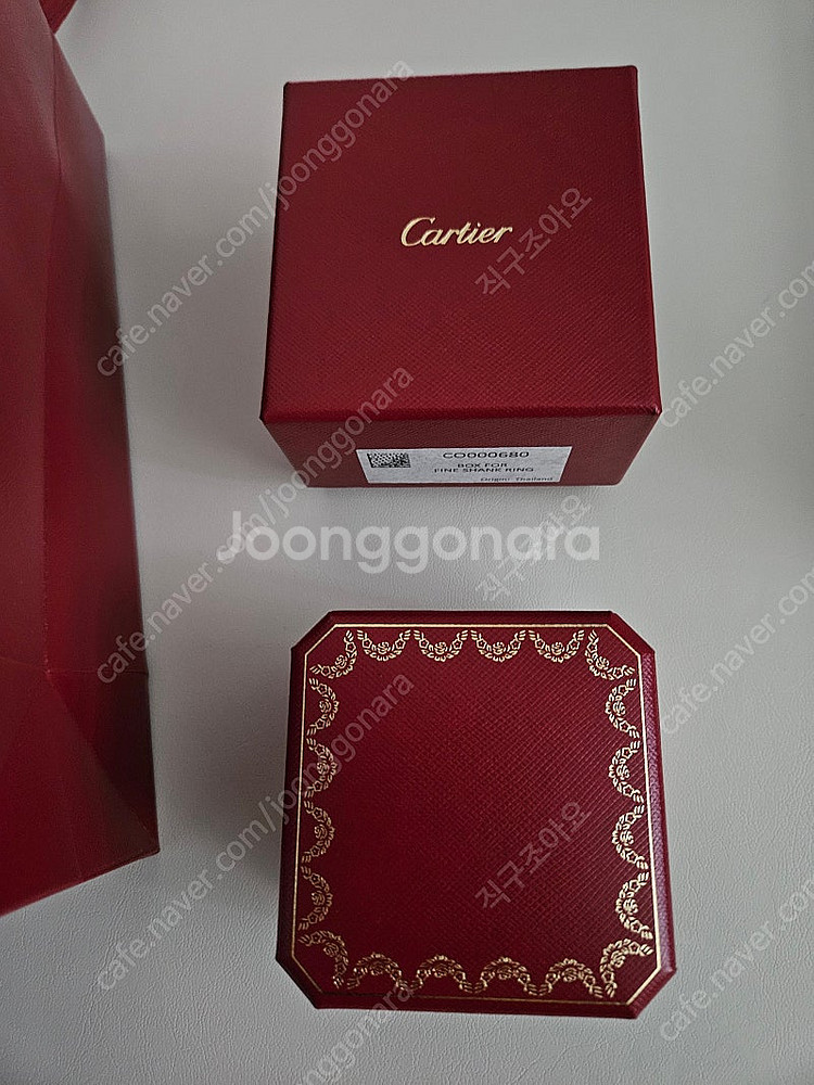 까르띠에 반지 케이스, 쇼핑백 판매합니다.--1