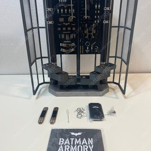 핫토이 배트맨 다크나이트 아머리 단품