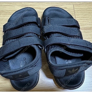 [택포] 새제품 아디다스 아동용 샌들 아딜렛 샌달 2.0 / 225사이즈