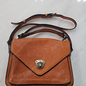 독일마을에서 구입한 가죽크로스 가방