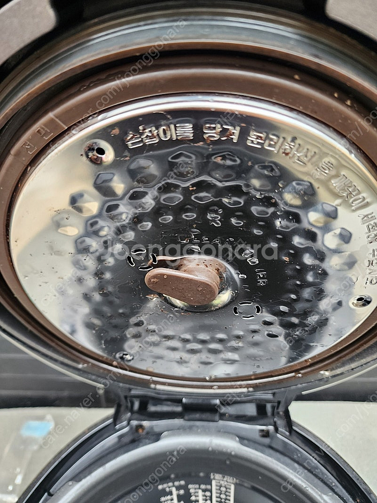 쿠첸 10인용 압력밥솥 CJS-FD1011RV--4