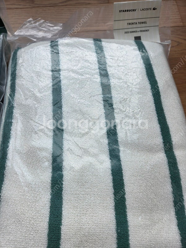 [미개봉]스타벅스 프리퀀시 라코스테 트렌타올(스트라이프) 팝니다--0