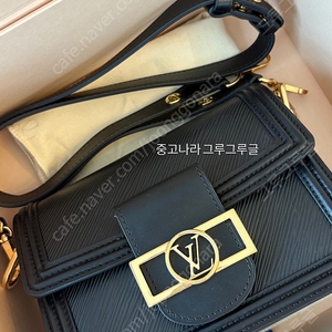 루이비통 미니도핀 에피(에삐)