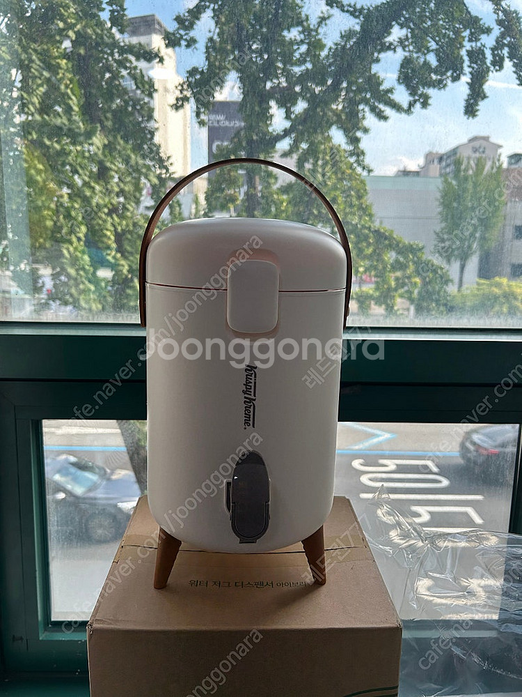 크리스피 워터저그 디스펜서 아이보리--1