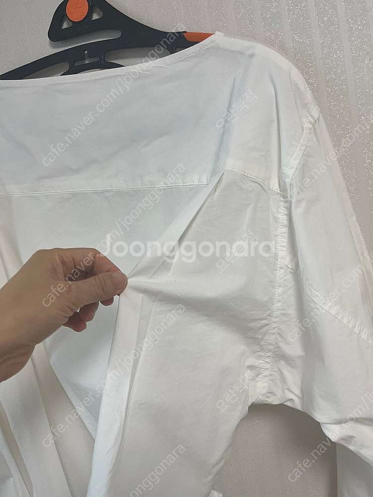 MARE 화이트 블라우스 f사이즈 택포--6