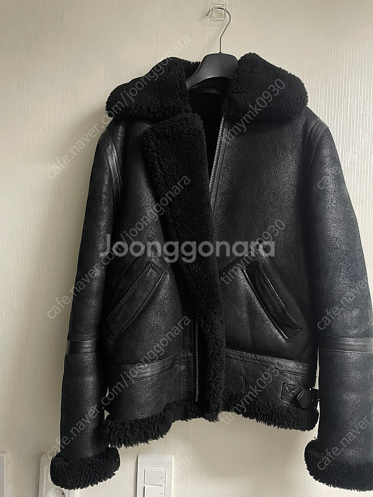 아크네 이안 무스탕 46--0