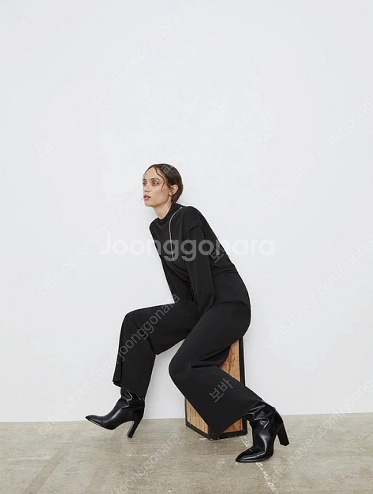 ZARA 자라 긴팔 점프수트 BLACK (L)--1