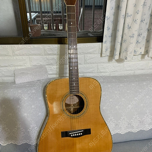 올드야마하 fg-400D 4시리즈 마틴카피모델 40년 지난 빈티지 (하드케이스 포함)