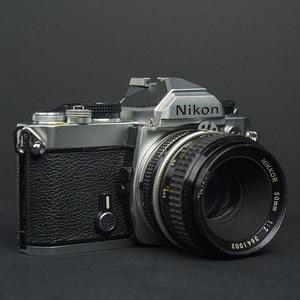 니콘 Nikon FM 실버 필름카메라 + mf 50mm f2 수동렌즈