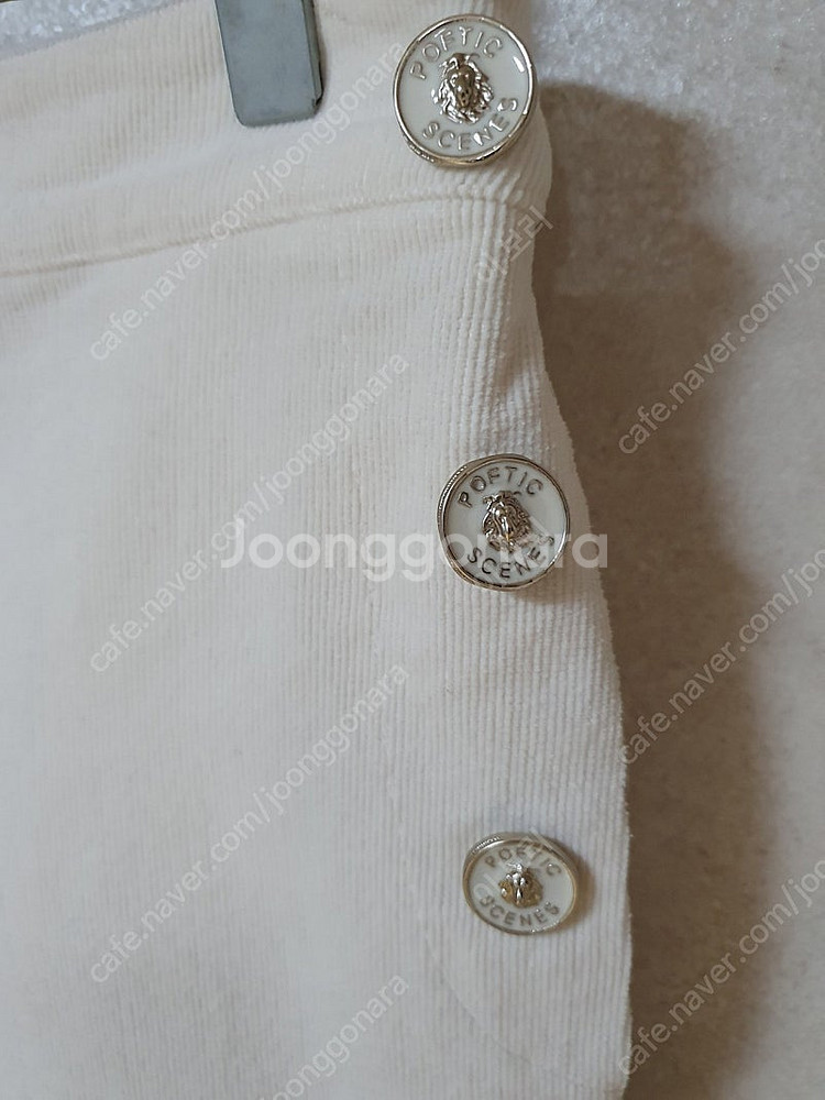 제평 모네타 사이드 버튼 코듀로이 와이드 팬츠--3