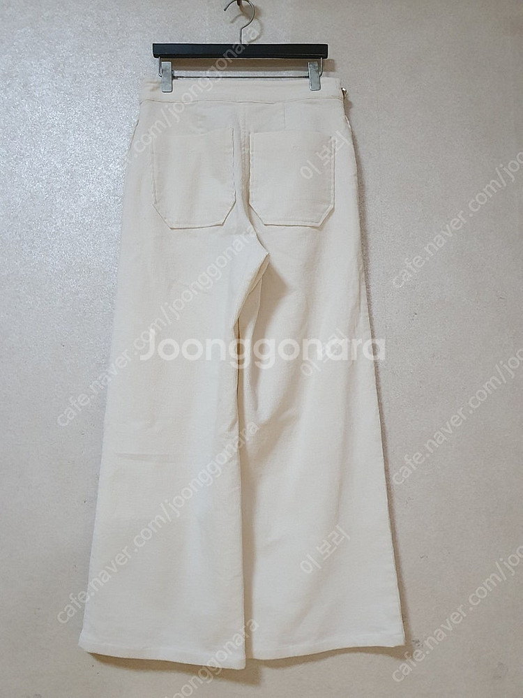 제평 모네타 사이드 버튼 코듀로이 와이드 팬츠--5