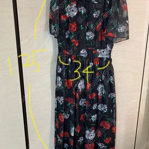 치유 카네이션 원피스