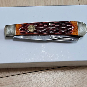 클래식 폴딩 나이프