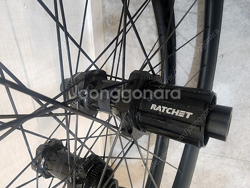 본트래거 에올루스 프로 37 휠셋--2