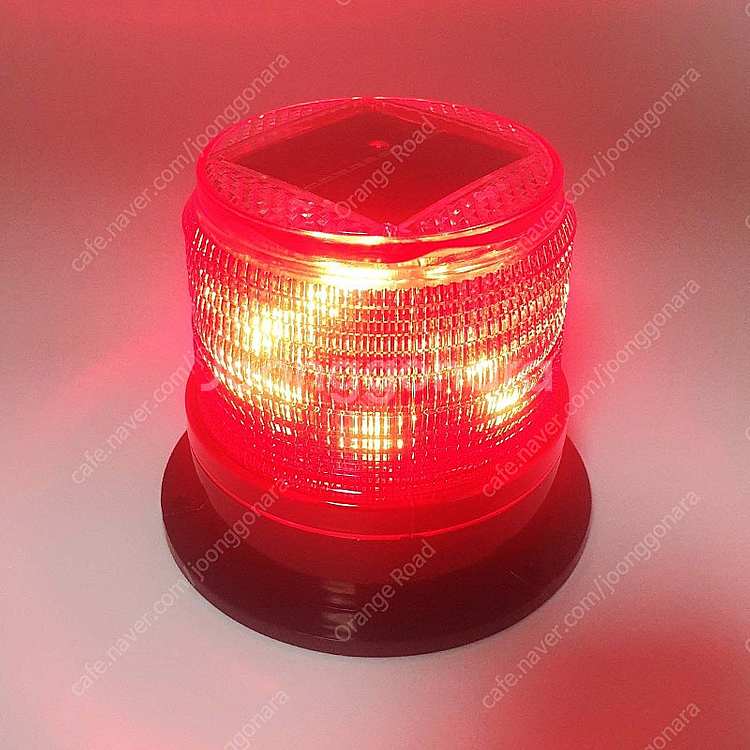 [재고2개] 차량용 태양열 충전 마그네틱 LED 원형 경광등 비상등 (새상품)--3