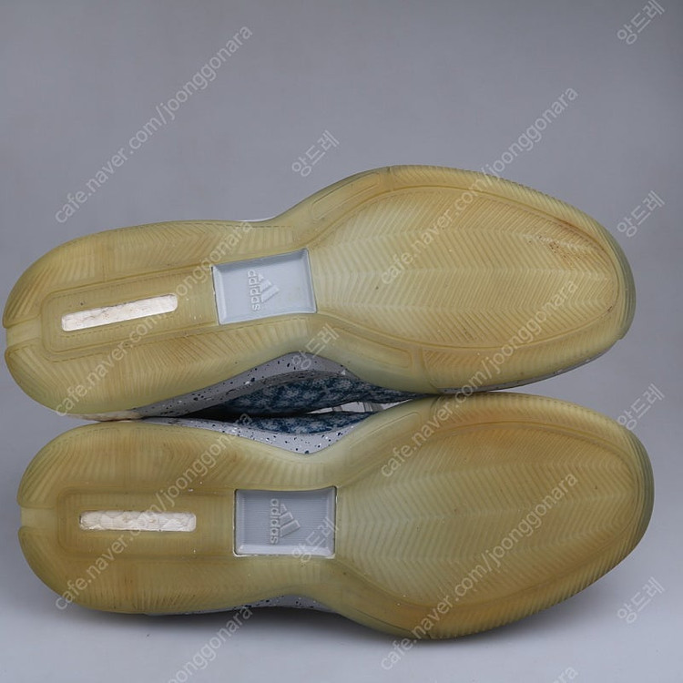 아디다스 크레이지 부스트 앤드류 위긴스 판매합니다.(270)5625--9