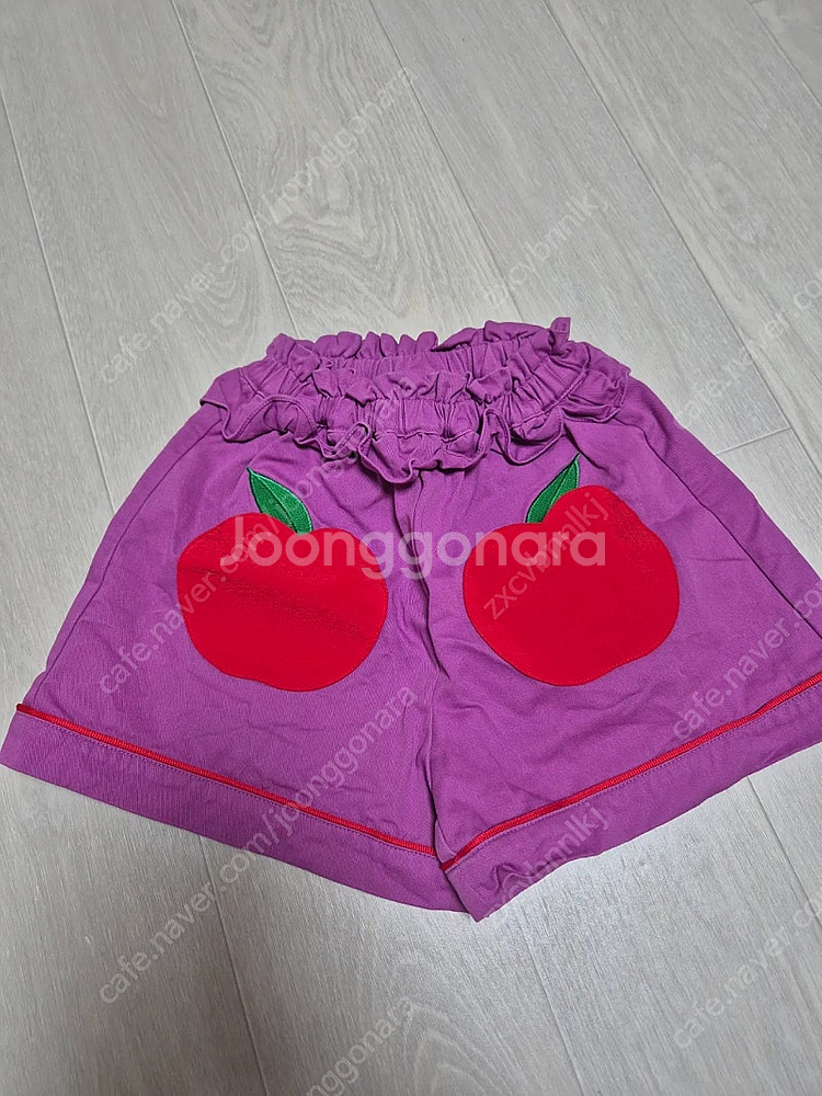 베베베베 사과반바지 m--1