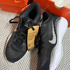 나이키 운동화 농구화 8/255 9/265 사이즈 새상품