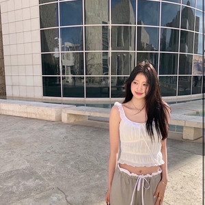 르플레인 prom 프롬 블라우스 (택달린 새상품)