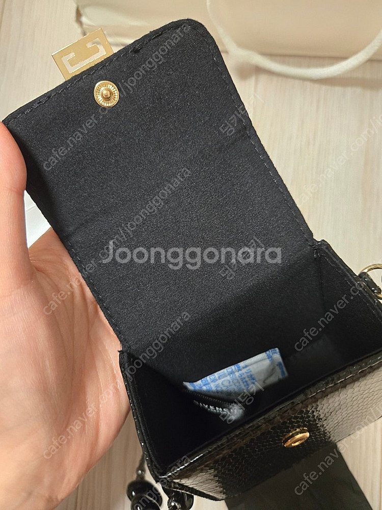 새것 지방시 미니 파우치 겸 키링--2