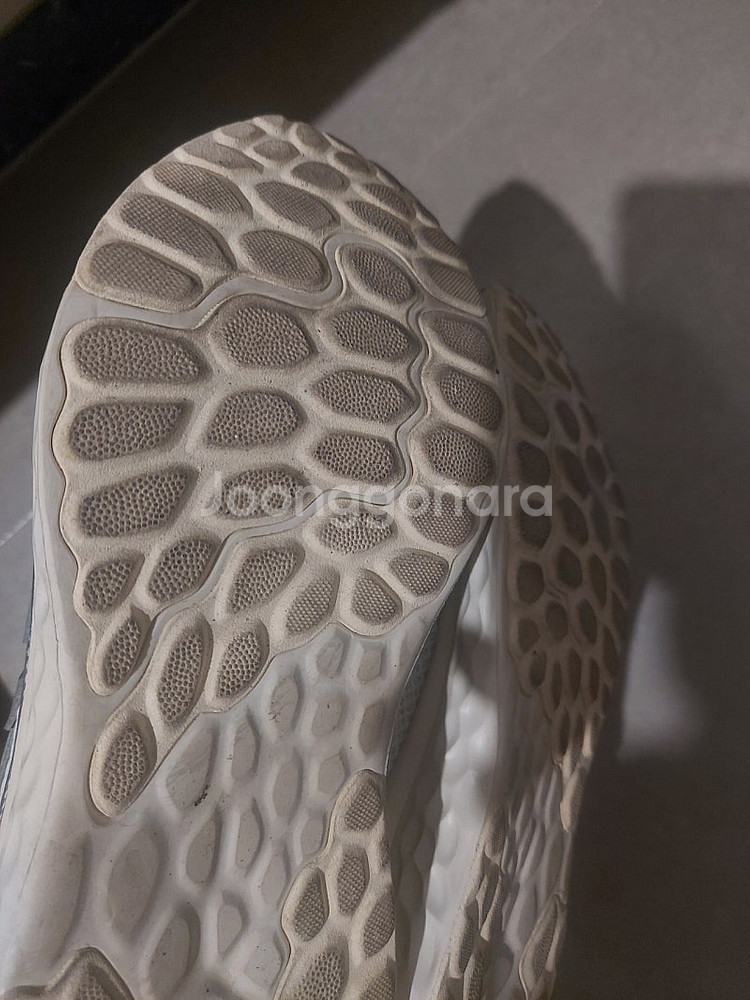 뉴발란스 아리쉬 프레시폼 사이즈 250 운동화 런닝화 러닝화 프레쉬폼 반값택포--3