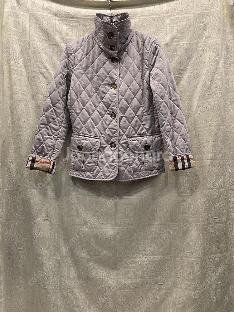 버버리 퀼팅 얇은 패딩 자켓 여성용 XS (44)--1