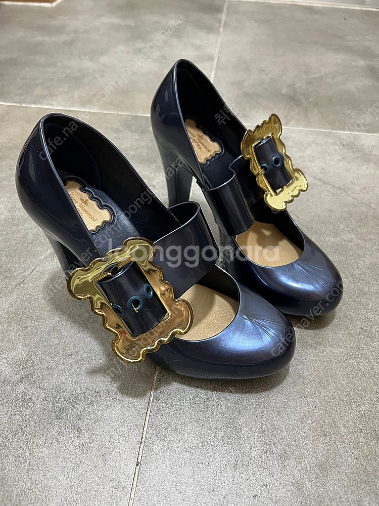 비비안웨스트우드 멜리사 슈즈 36사이즈 판매합니다.--2