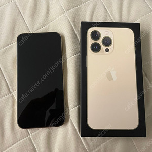 아이폰13프로 128gb(액정수리, 카메라 멍)