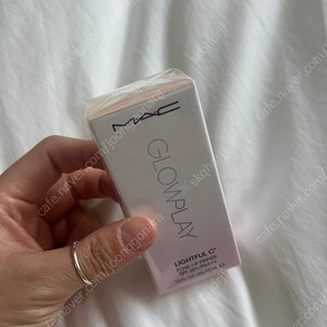 (새상품) 맥 글로우 플레이 프라이머 라이트풀